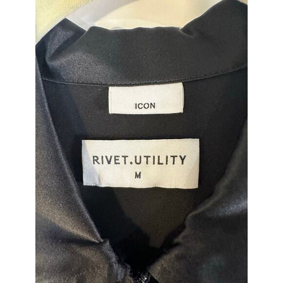 Elegant Black Jumpsuit - Picture 4 of 15